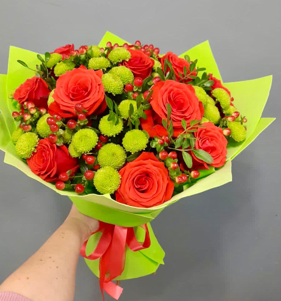 Букет цветов из: Хризантемы и Розы в Тальменке