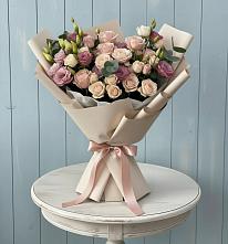 Букет цветов из:  Розы и Лизиантусы в Тальменке