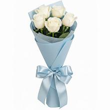Букет 5 Белых роз Проуд в Тальменке