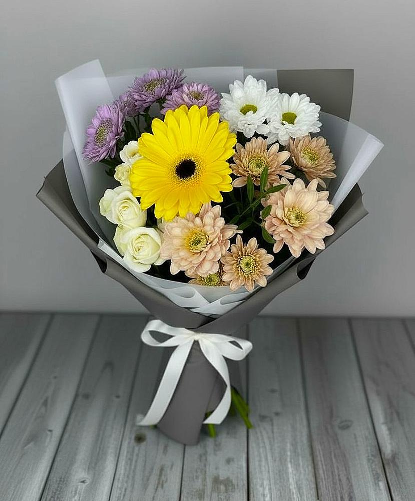 Букет цветов из: Розы, Герберы и Хризантемы в Тальменке