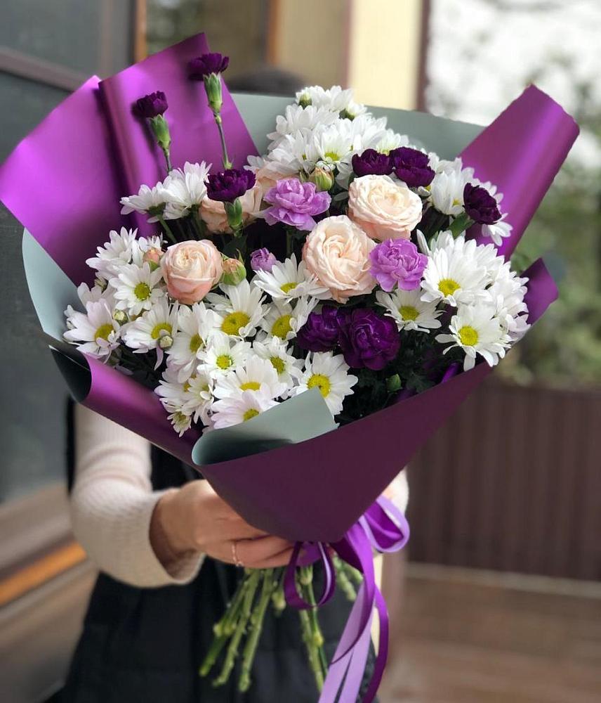 Букет цветов из: Хризантемы, Гвоздики и Розы в Тальменке