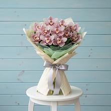Букет цветов из:  Орхидеи и Розы в Тальменке