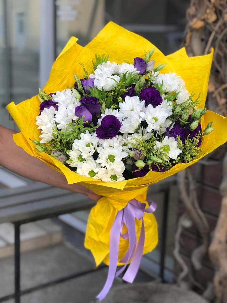 Букет цветов из: Ирисы, Хризантемы и Ромашки в Тальменке