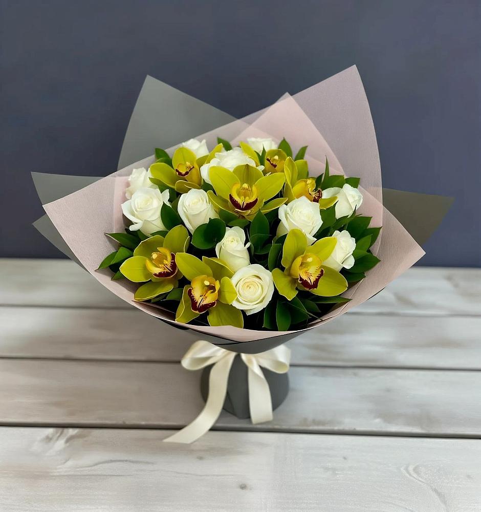 Букет цветов из: Орхидеи и Розы в Тальменке