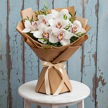 Букет цветов из:  Орхидеи и Розы в Тальменке